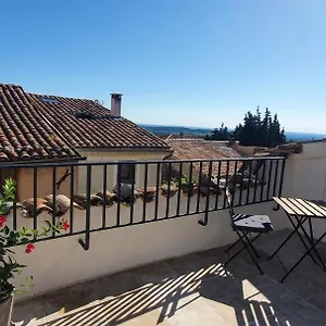 https://la-carriera-petite-maison-sud-ventoux-au-charme-provencal.fr-provencehotel.com