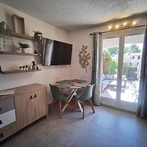 https://la-terrasse-ensoleillee-de-sausset-le-citronnier.fr-provencehotel.com